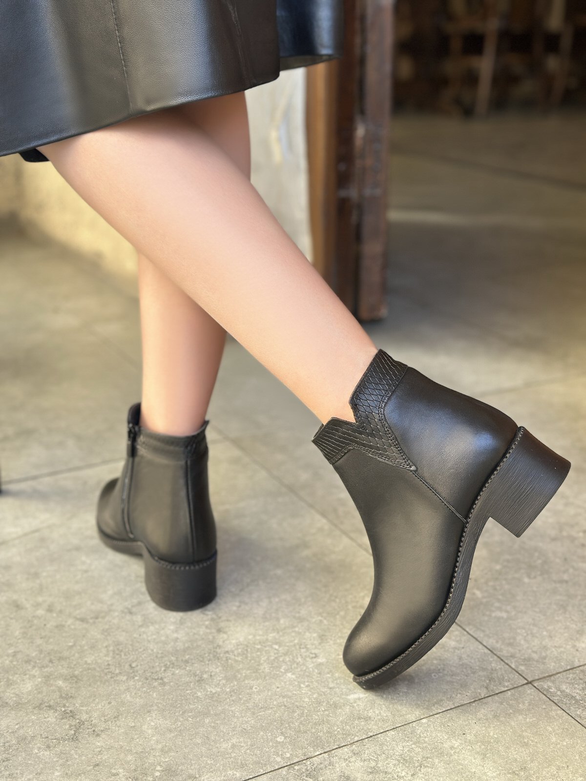 نیم بوت زنانه چرم گاوی.240628