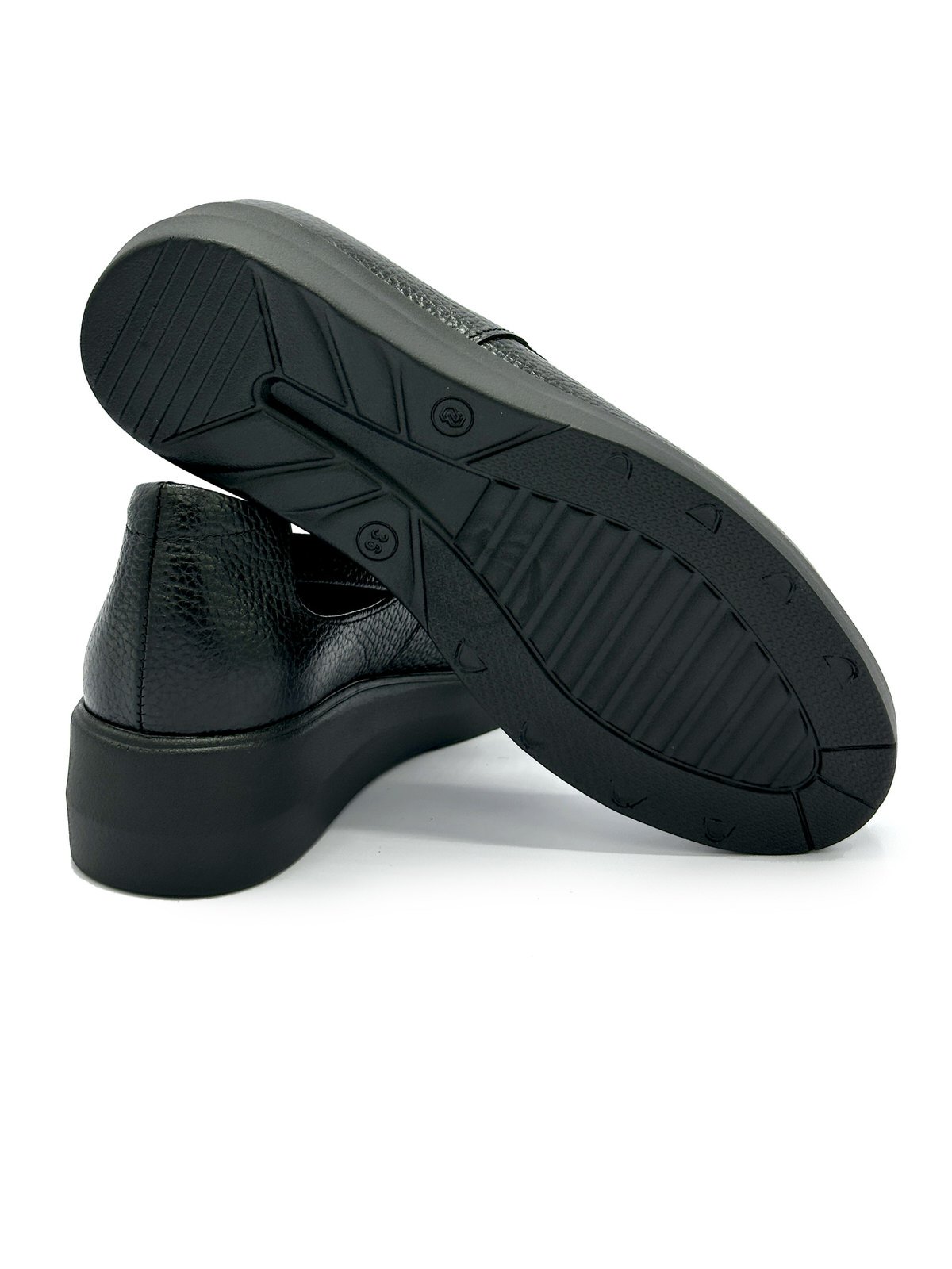 کفش زنانه چرم گاوی.157