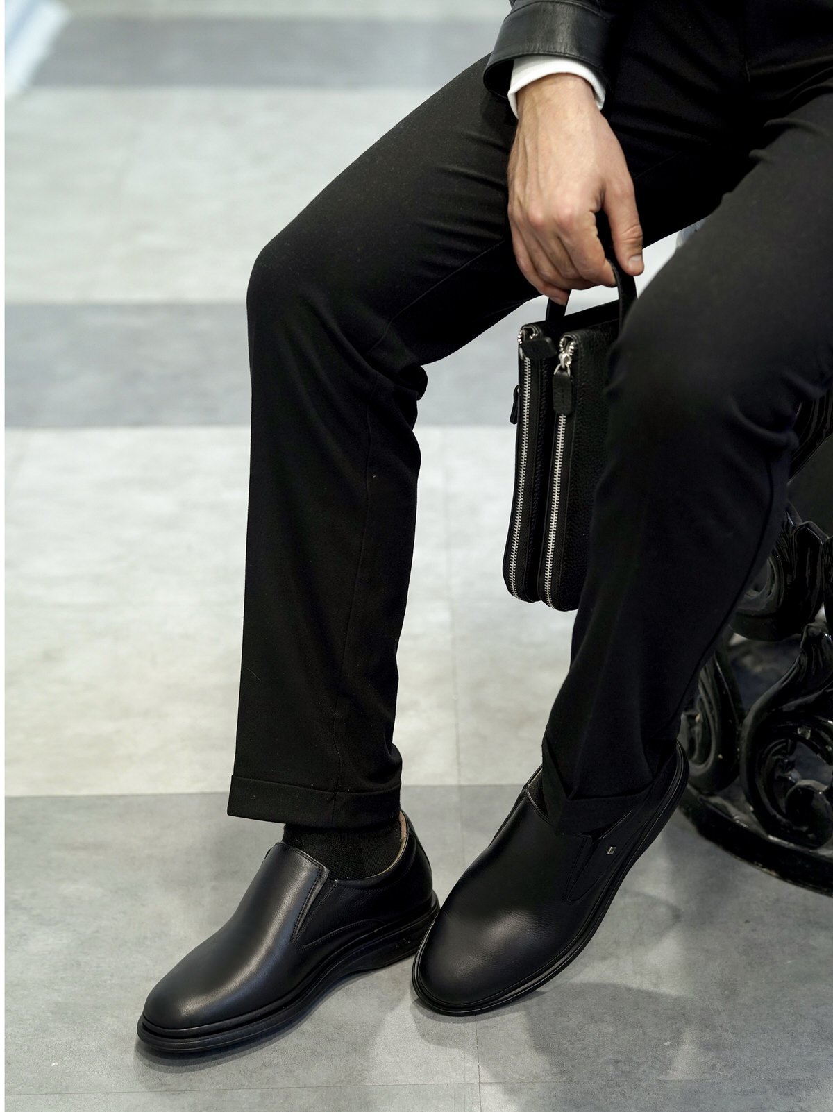 کفش مردانه چرم گاوی. بی بند842 مشکی