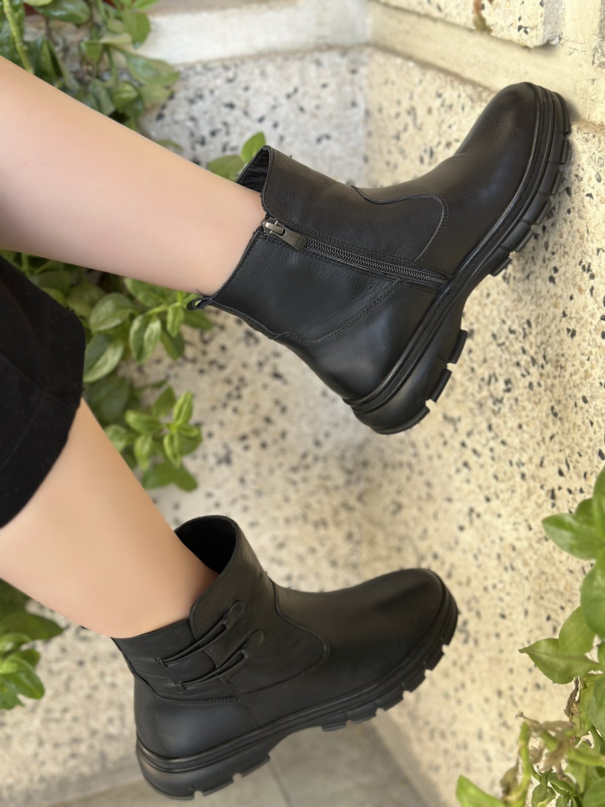 نیم بوت زنانه چرم گاوی.59263