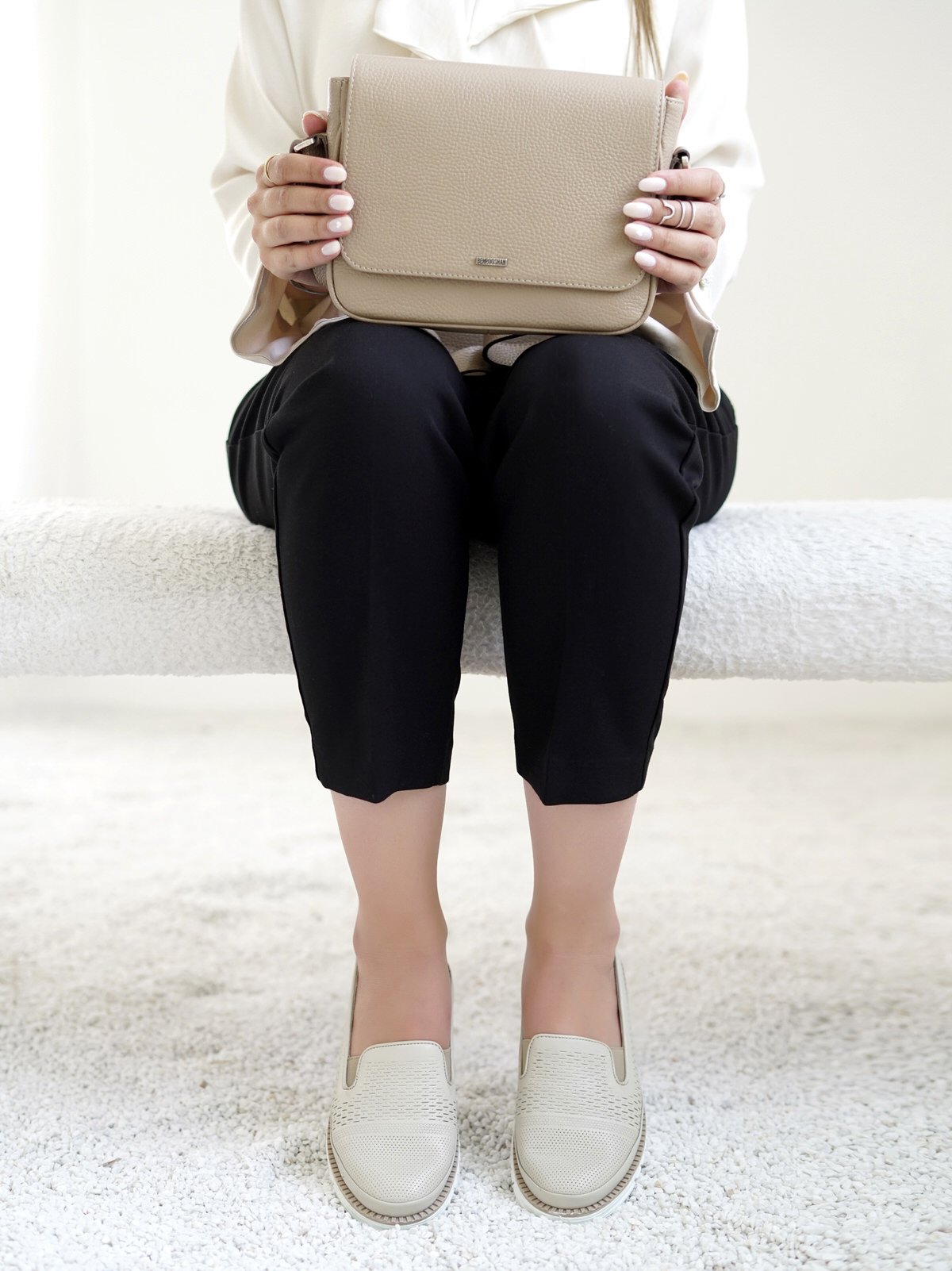 کفش زنانه چرم گاوی.4785