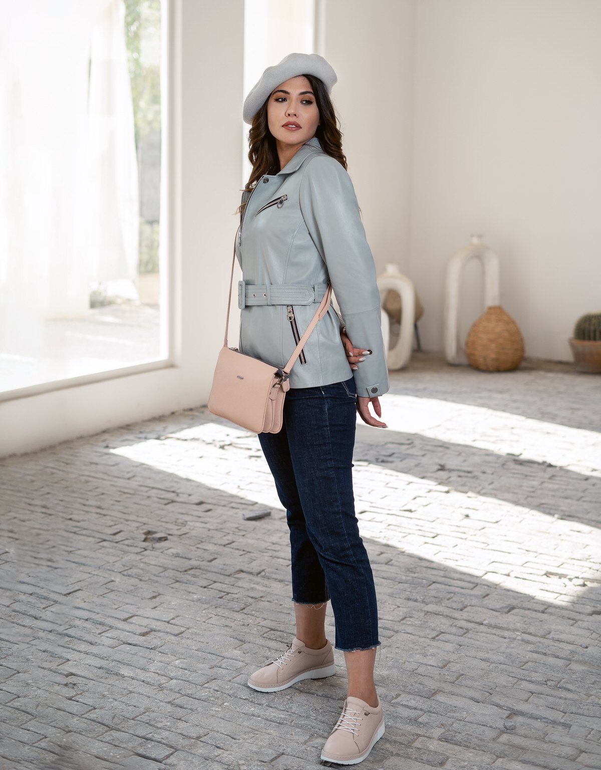 کاپشن زنانه چرم گوسفندی.2024