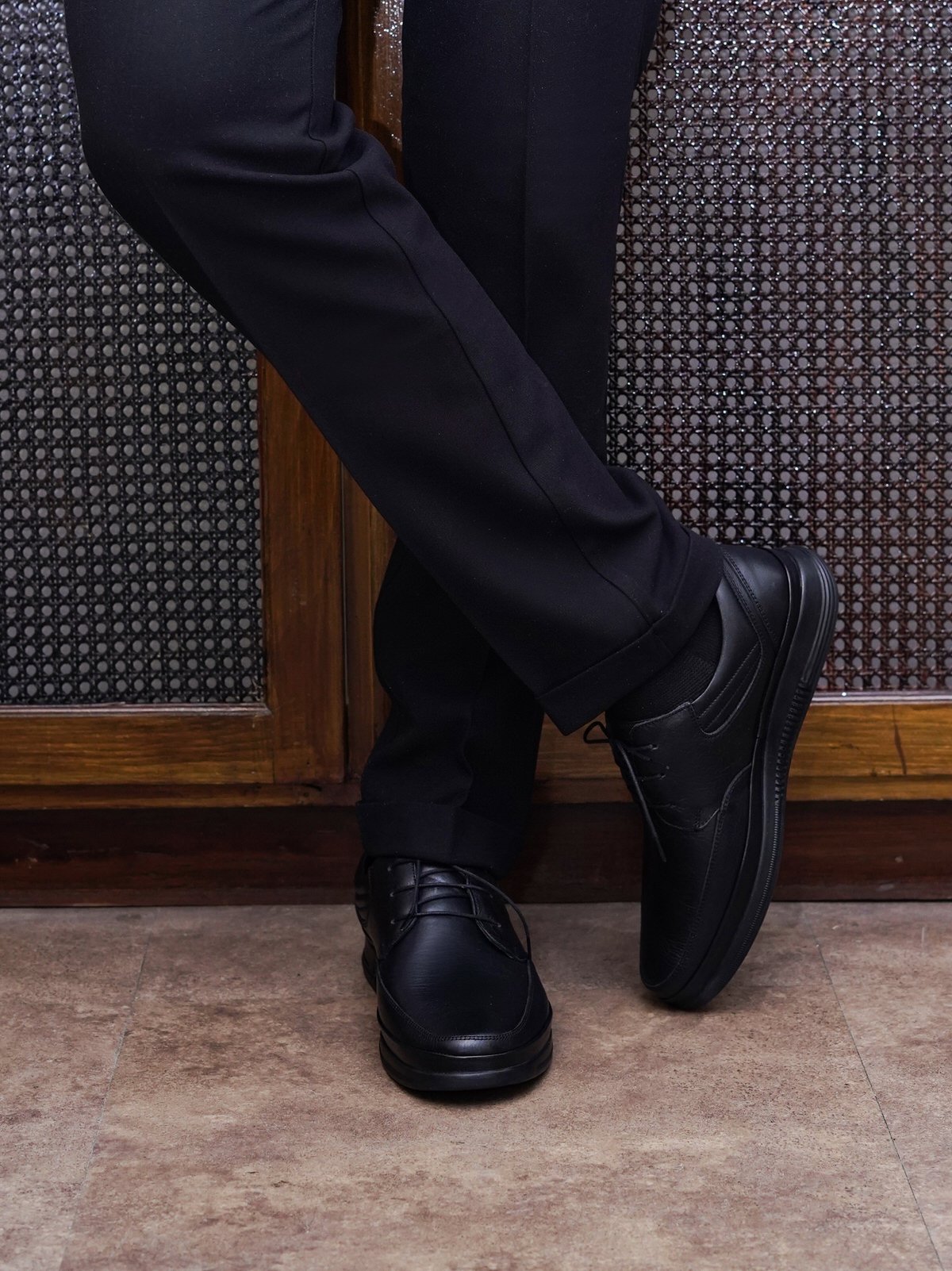 کفش مردانه چرم گاوی. 2666 مشکی