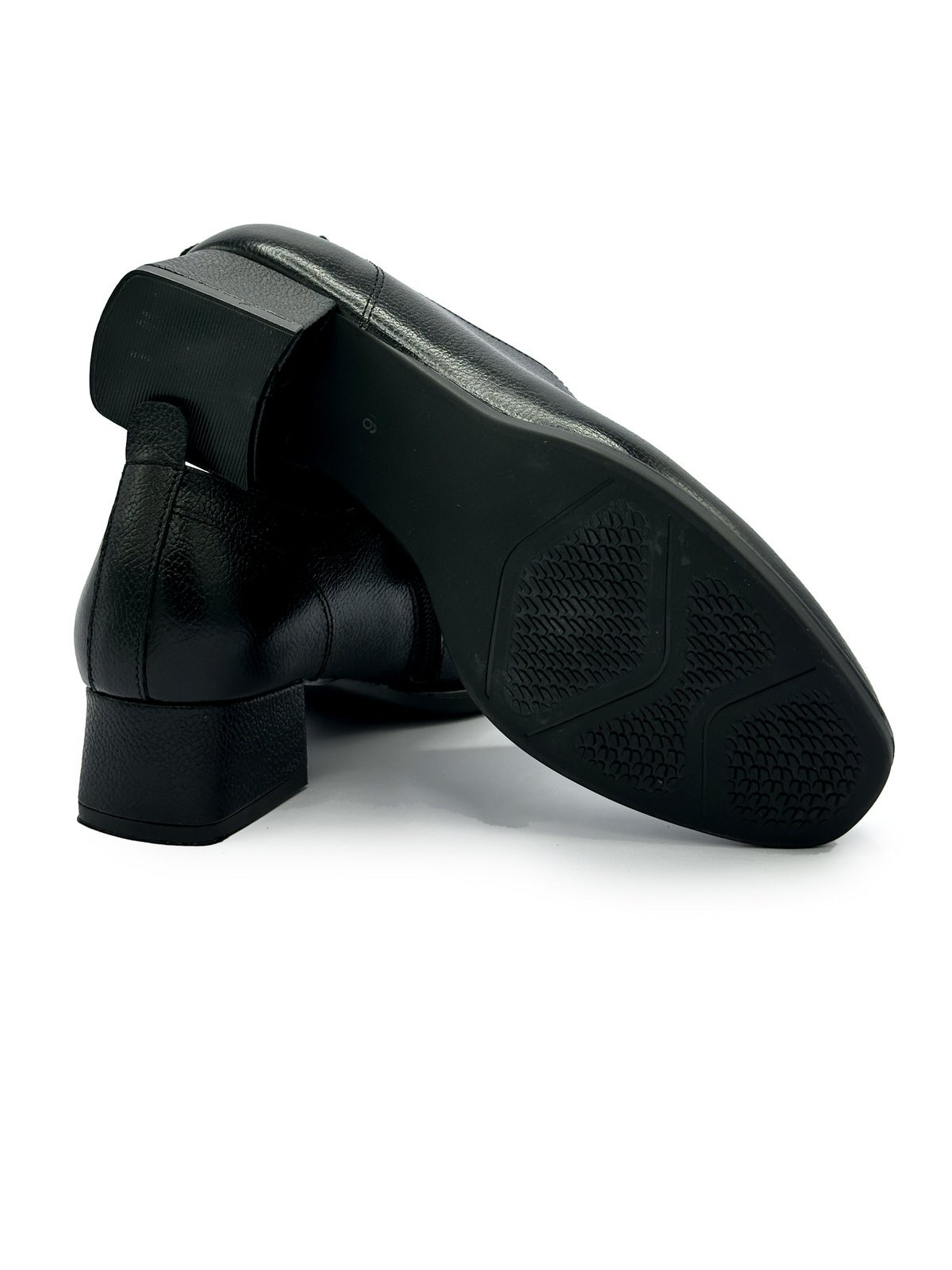 کفش زنانه چرم گاوی.3741