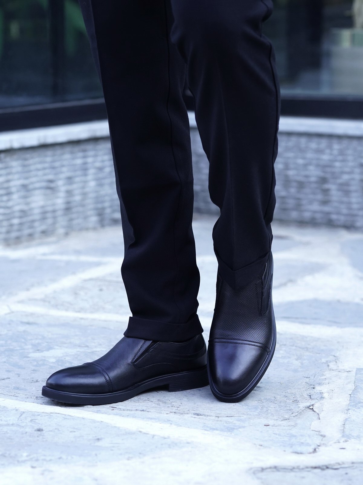 کفش مردانه چرم گاوی. بی بند2001 مشکی