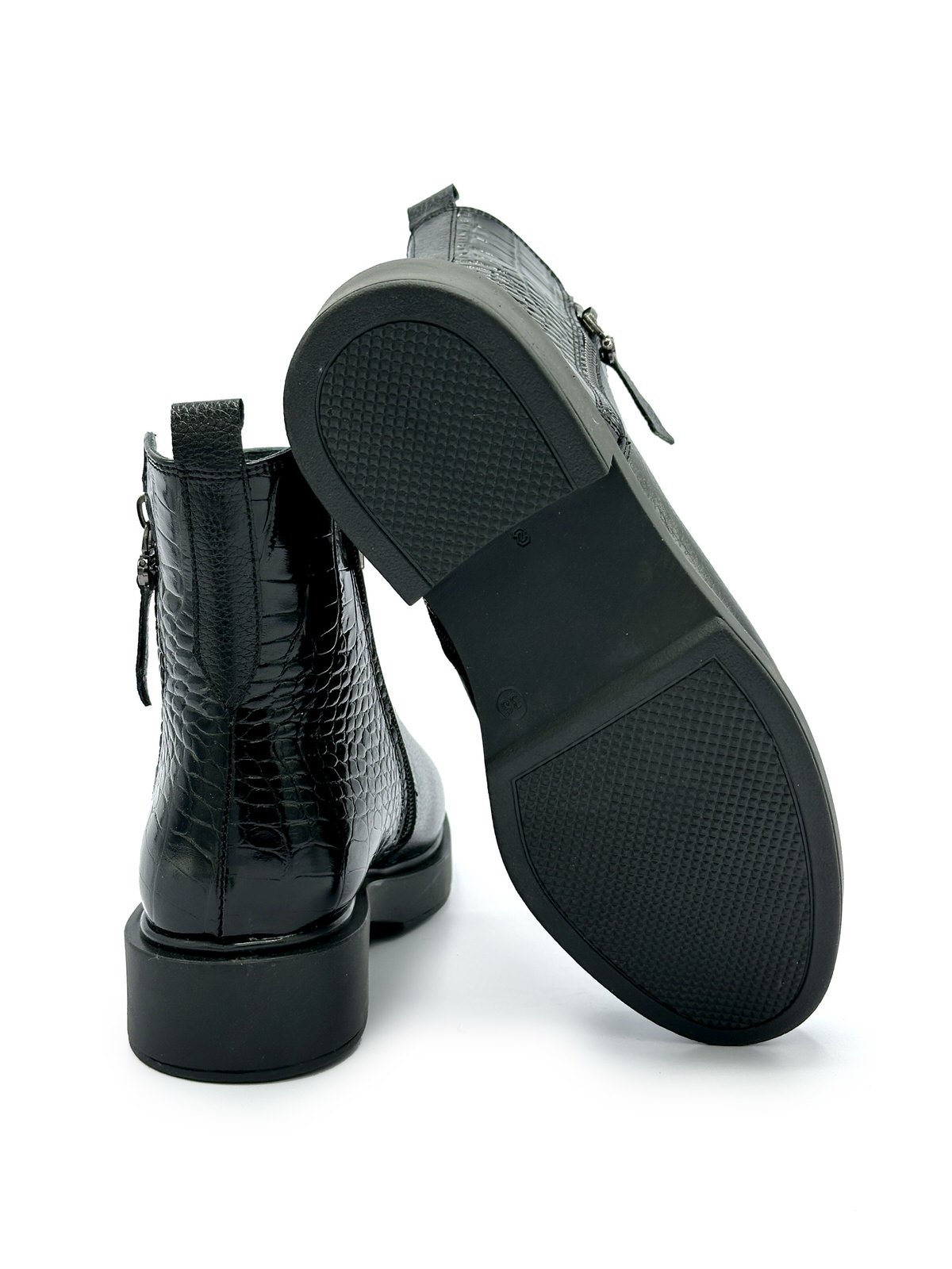 نیم بوت زنانه چرم گاوی.8605