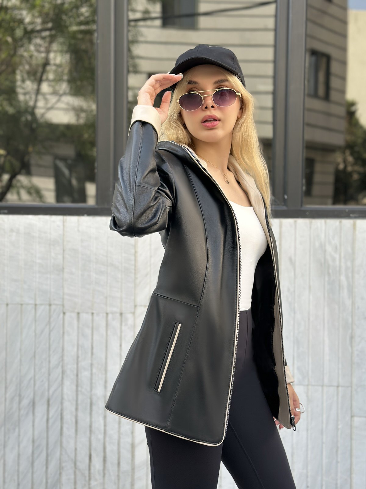 کاپشن زنانه چرم گوسفندی.N645