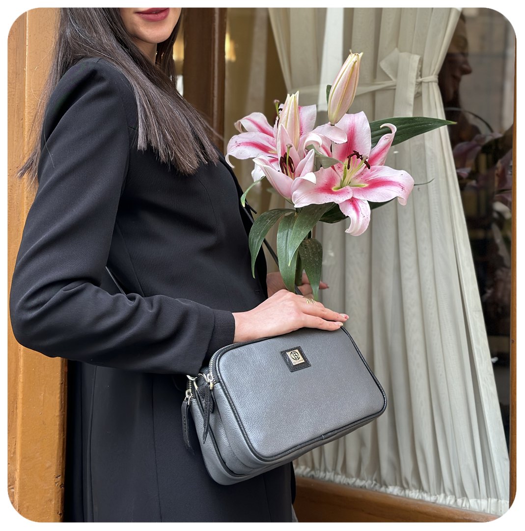 کیف زنانه چرم گاوی110